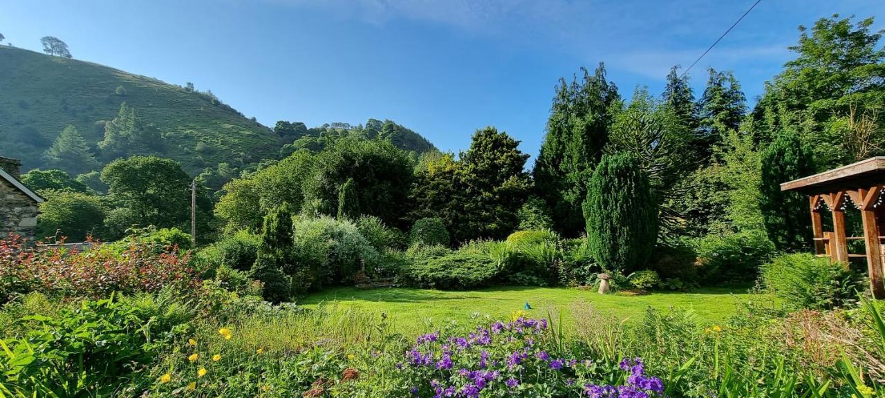 Modern And Spacious 2 Bedroom Apartment With Free Parking Llansantffraid Llansantffraid Glyn Ceiriog Εξωτερικό φωτογραφία