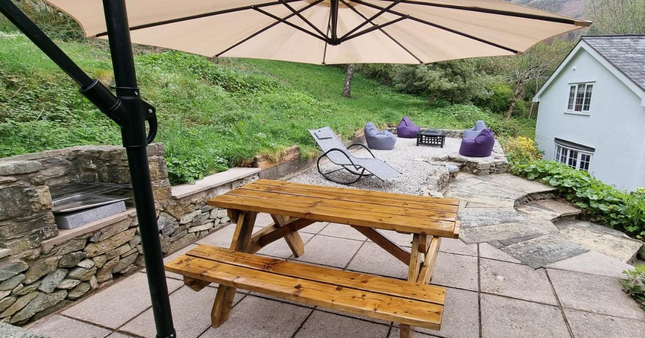 Modern And Spacious 2 Bedroom Apartment With Free Parking Llansantffraid Llansantffraid Glyn Ceiriog Εξωτερικό φωτογραφία