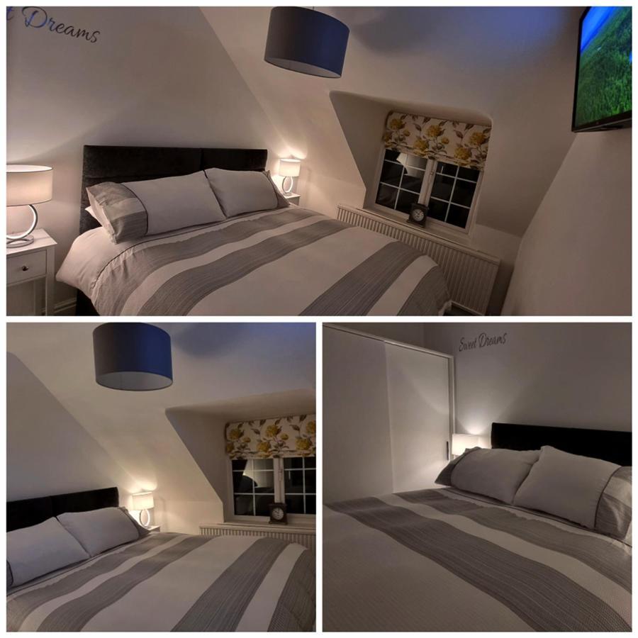 Modern And Spacious 2 Bedroom Apartment With Free Parking Llansantffraid Llansantffraid Glyn Ceiriog Εξωτερικό φωτογραφία