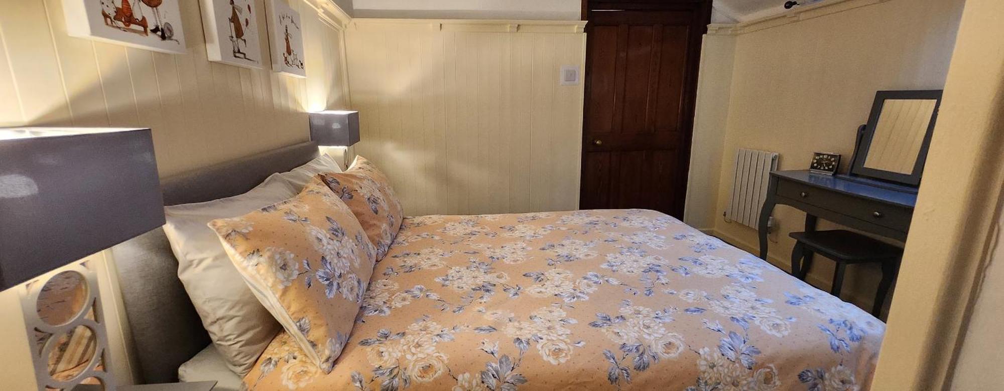 Modern And Spacious 2 Bedroom Apartment With Free Parking Llansantffraid Llansantffraid Glyn Ceiriog Εξωτερικό φωτογραφία